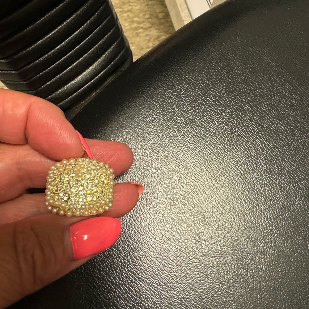 Camille Lucie crystal Swarovski and Pearl combination ring Sz 7.5 - Picture 15 of 16